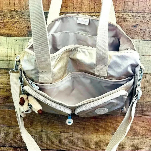 NWOT Kipling Jayla Travel Tote Duffle Metallic Crossbody - Picture 8 of 12